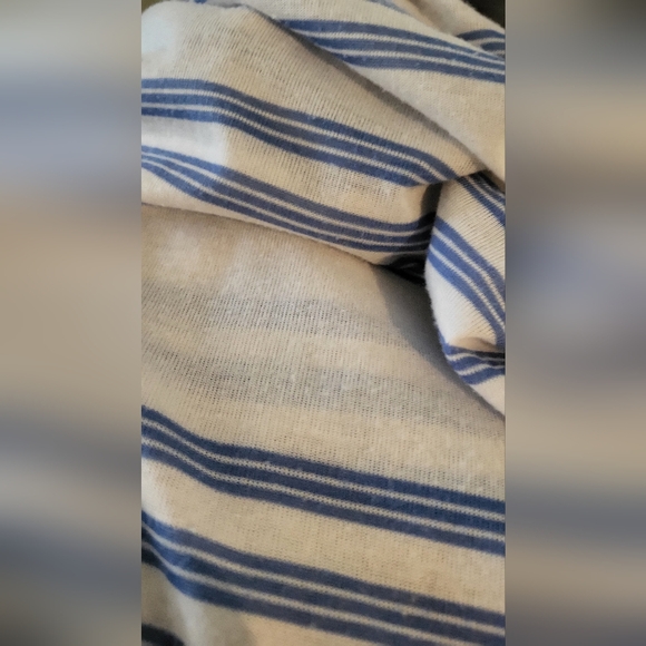Blue and White Striped Scarf - Picture 4 of 5